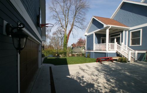 [110]CompletedGarageRebuild,DrivewayReplacement,DeckRemoval-HousePainting(11).jpg